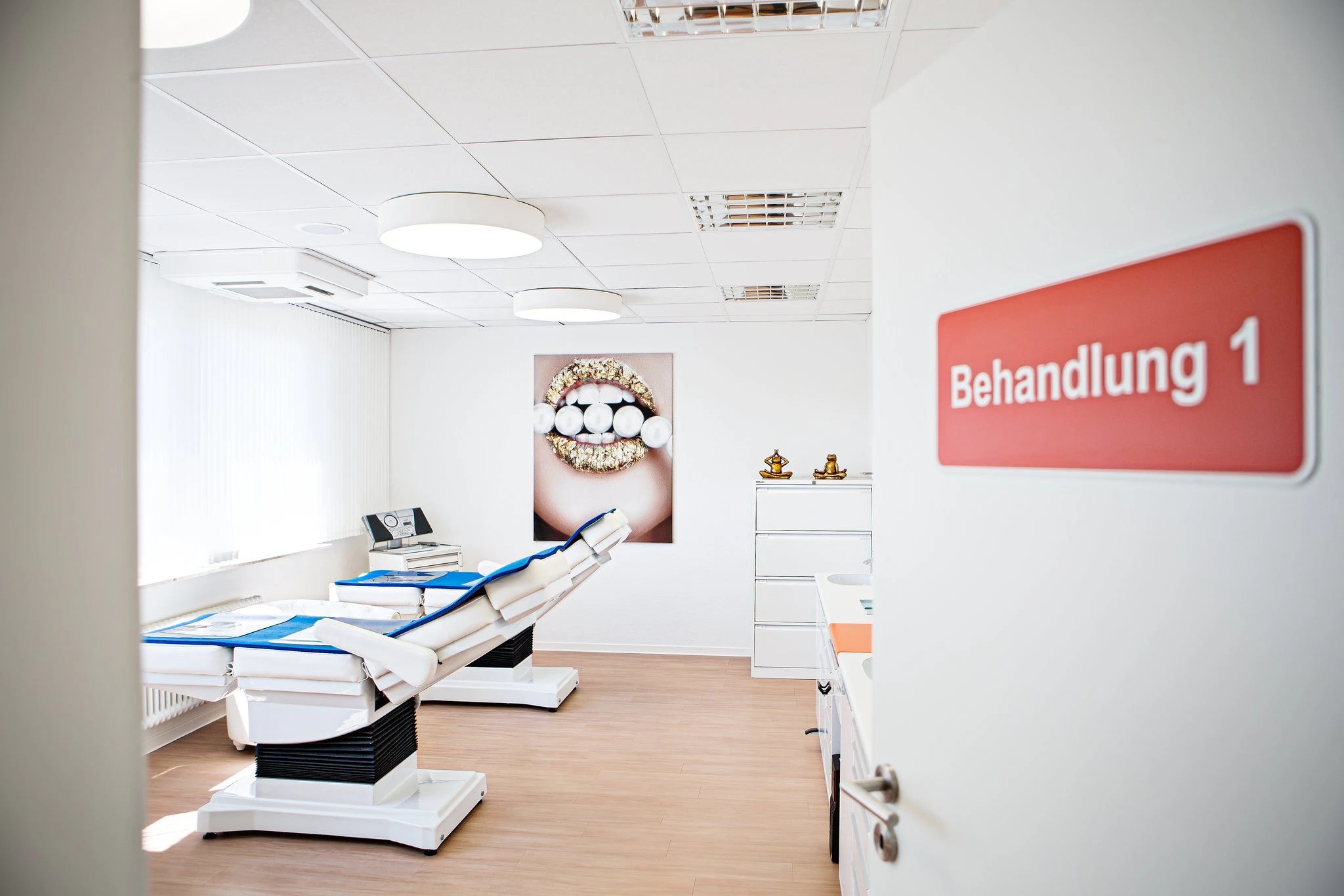 Kieferorthopädische Fachpraxis Dr. Winau Hofheim – Einblick 2